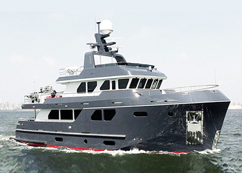 Motor yacht Bering